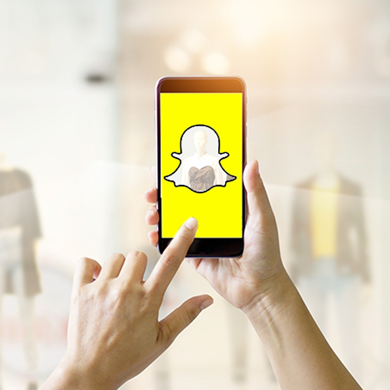 Snapchat and Amazon team up to allow you to buy products by taking a