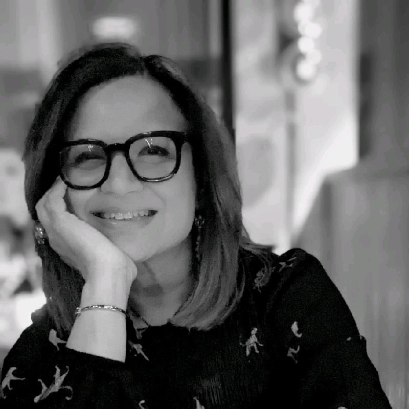 How do you market to a multi-generational B2B buying groupDesign for the flow of belief inside the group, not a single persona. Build one clear narrative, then create a few trust formats that different roles can forward internally, quick proof, deep proof, and risk reducers.